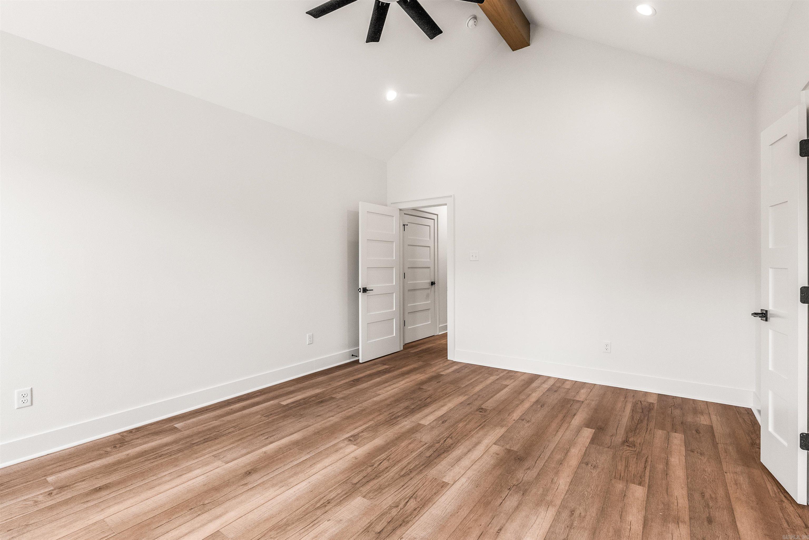 REYNOLDS RIDGE - Residential