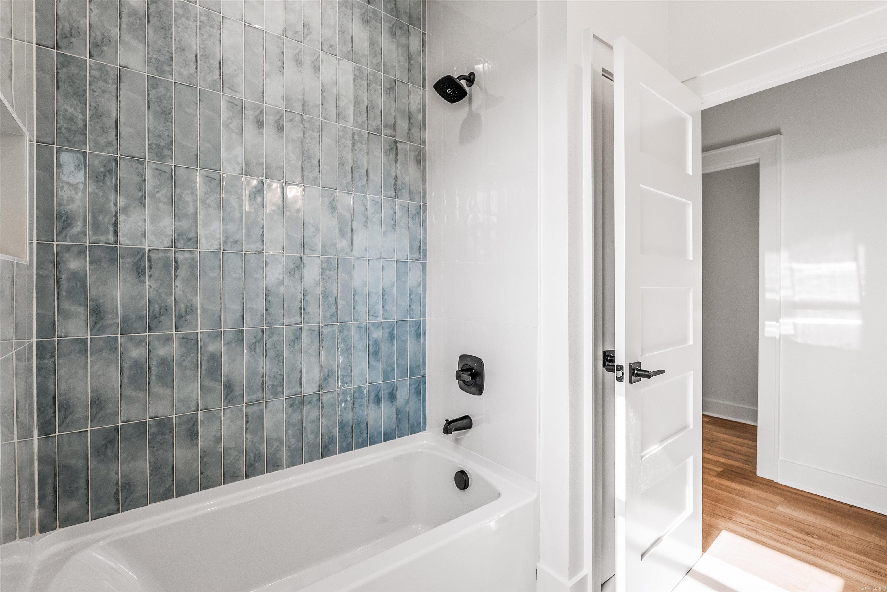 REYNOLDS RIDGE - Residential