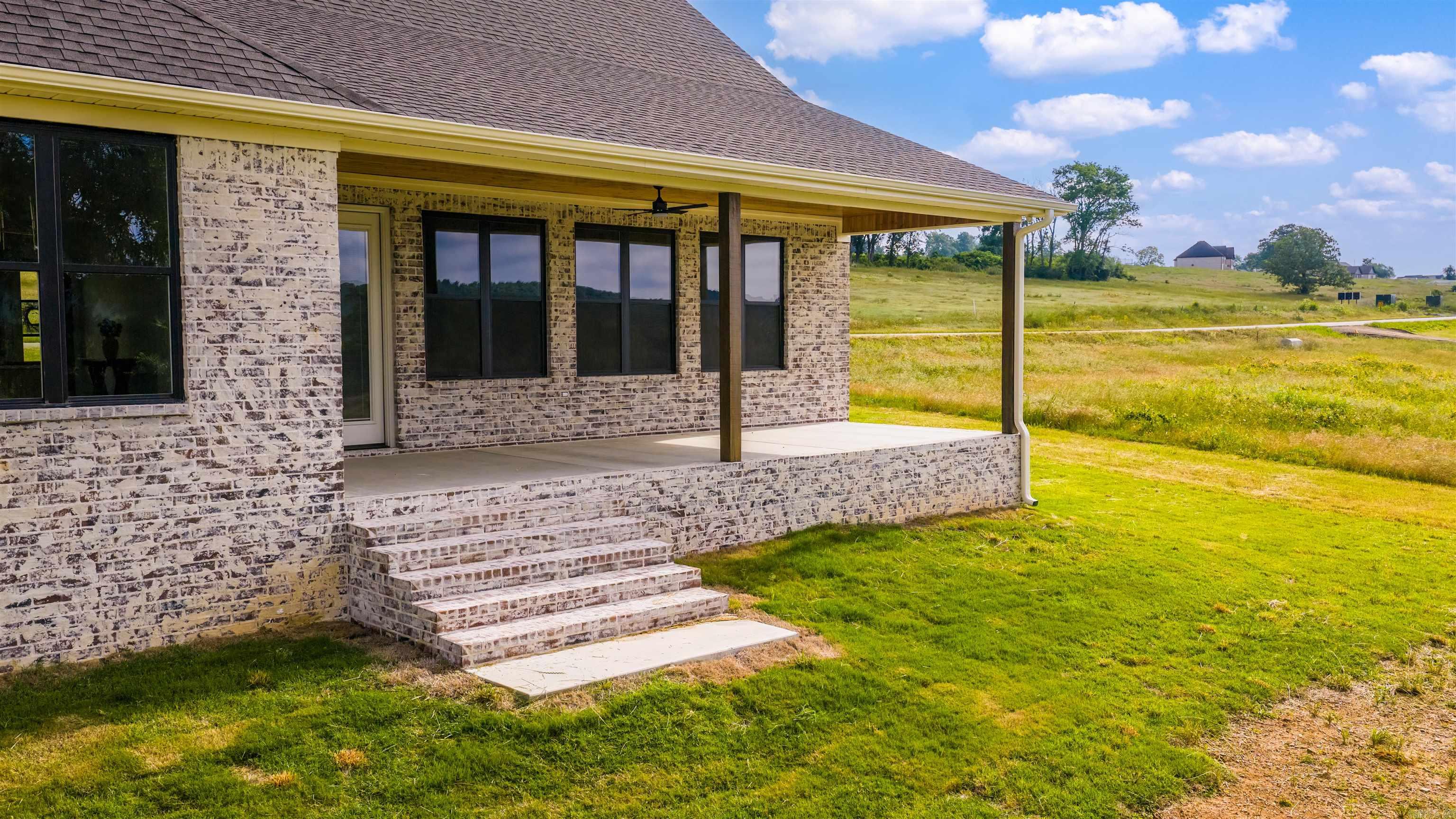 REYNOLDS RIDGE - Residential