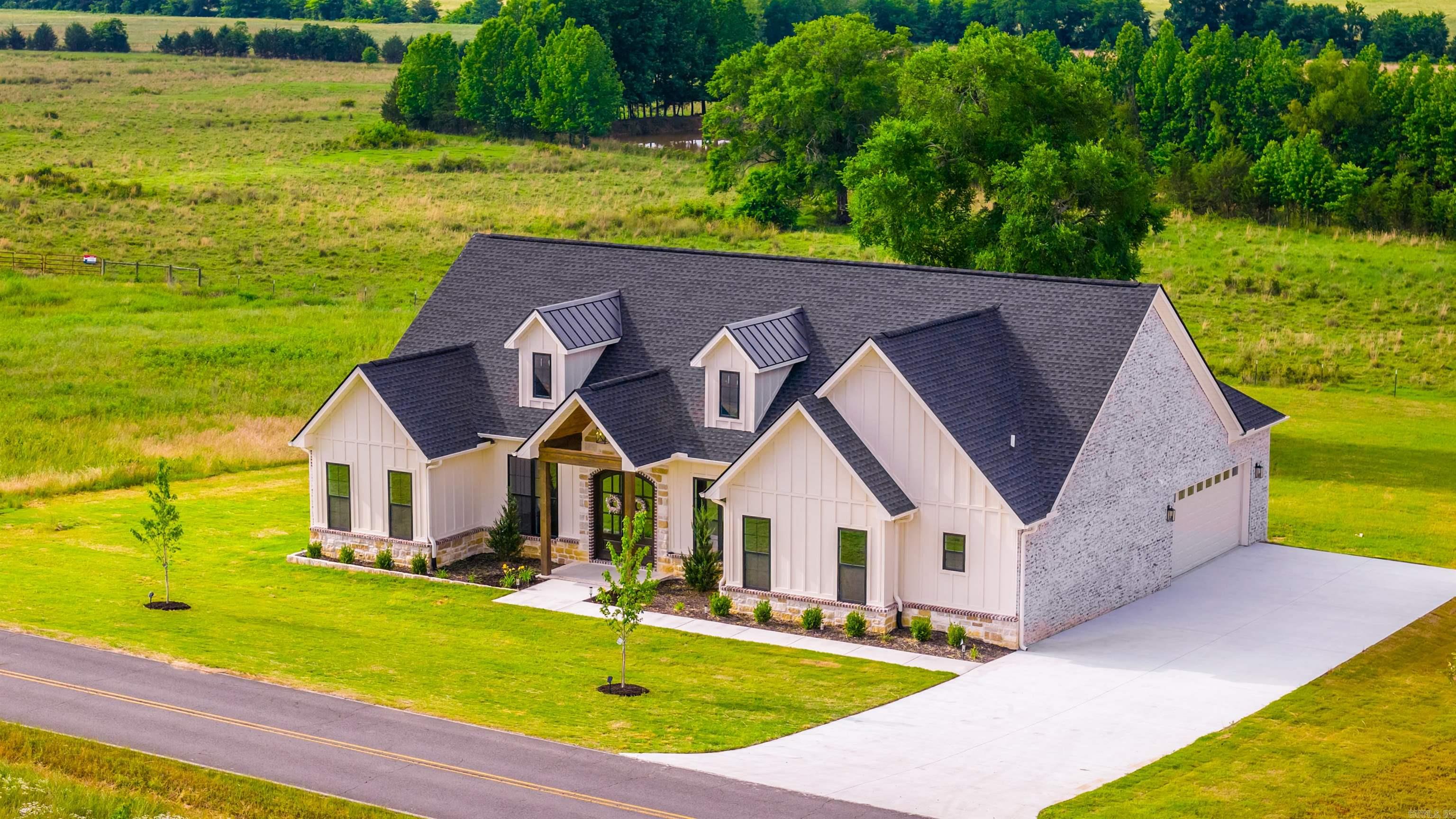 REYNOLDS RIDGE - Residential