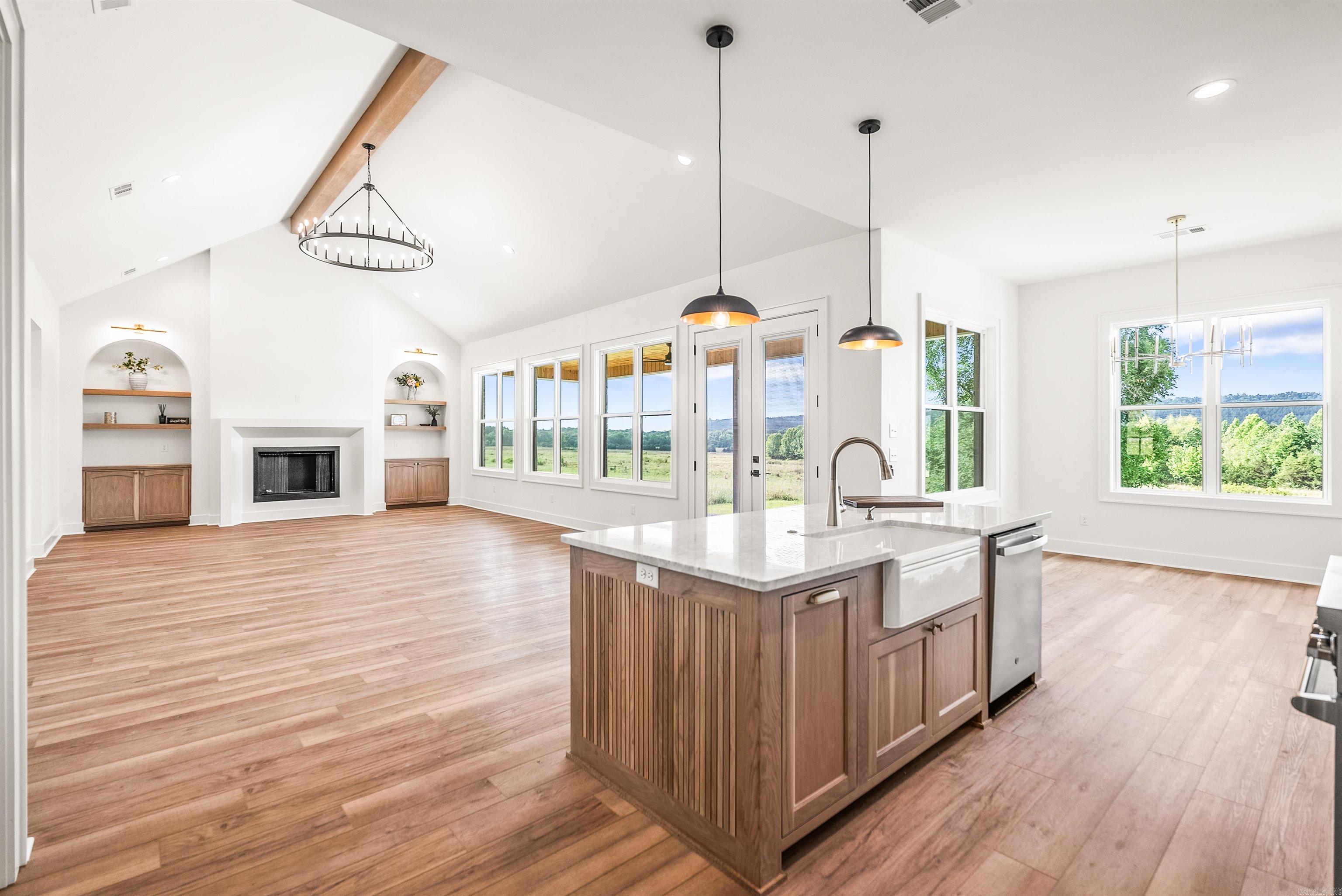 REYNOLDS RIDGE - Residential
