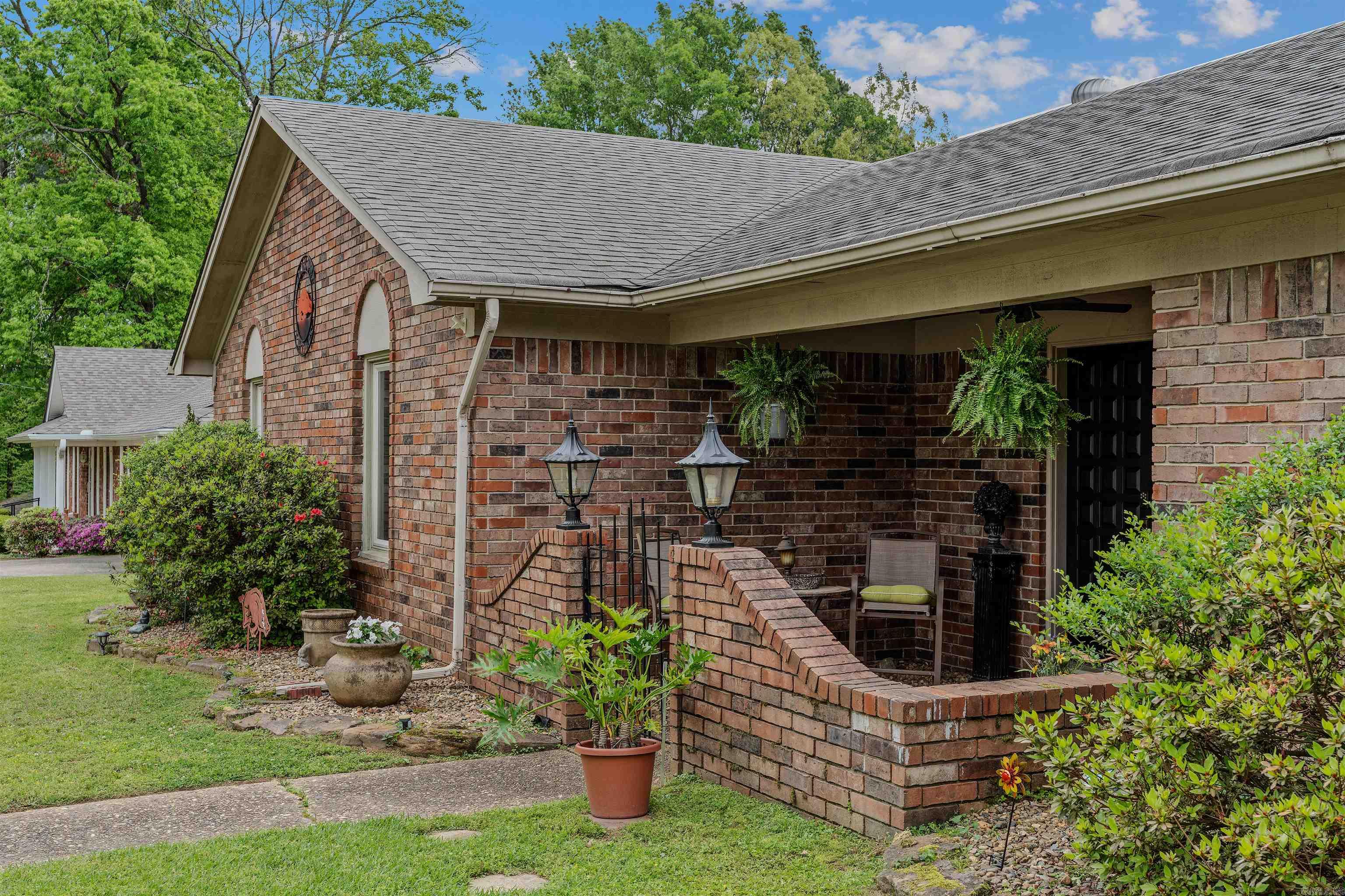 Shangri-La Heights - Residential