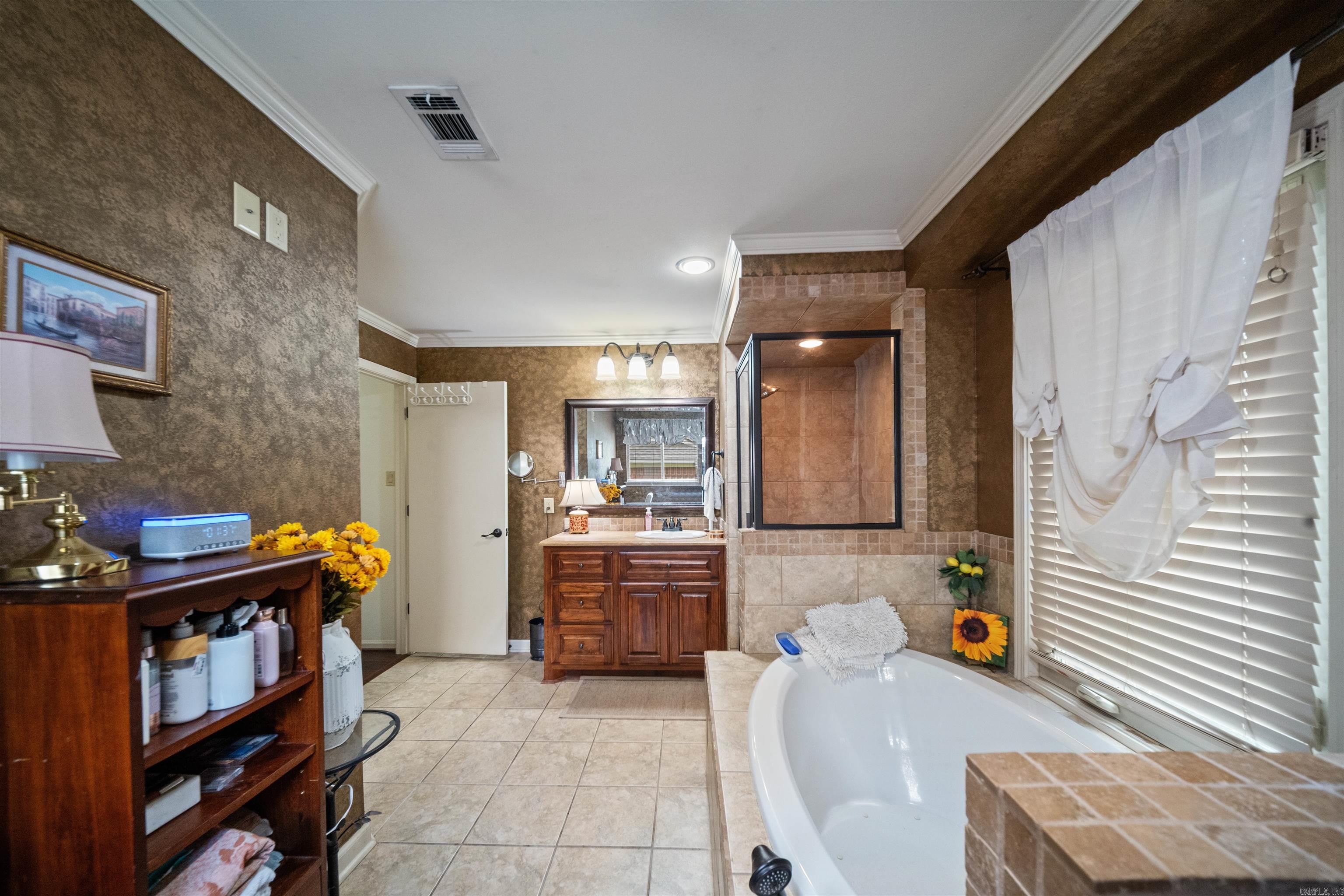 Shangri-La Heights - Residential