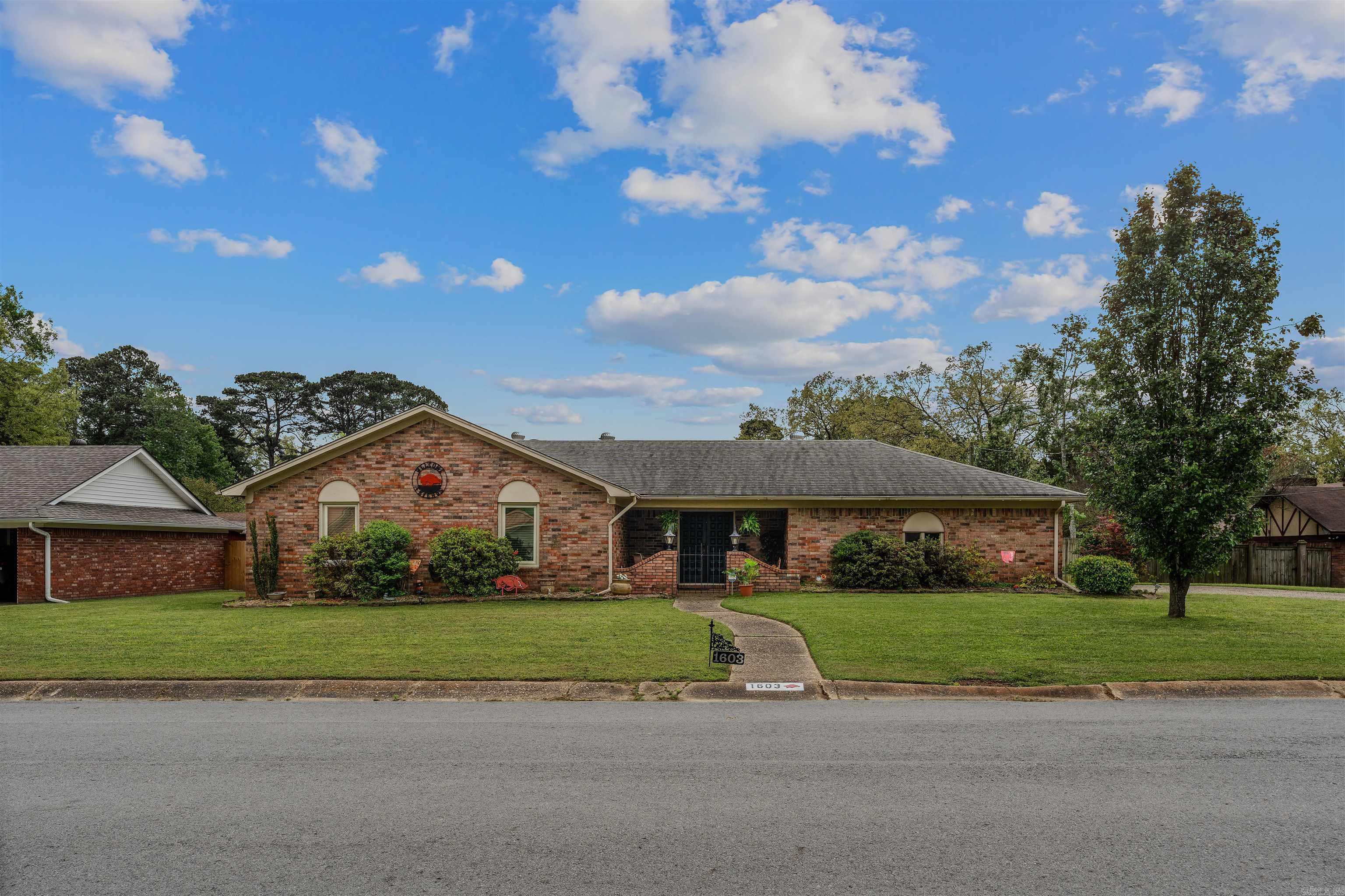 Shangri-La Heights - Residential