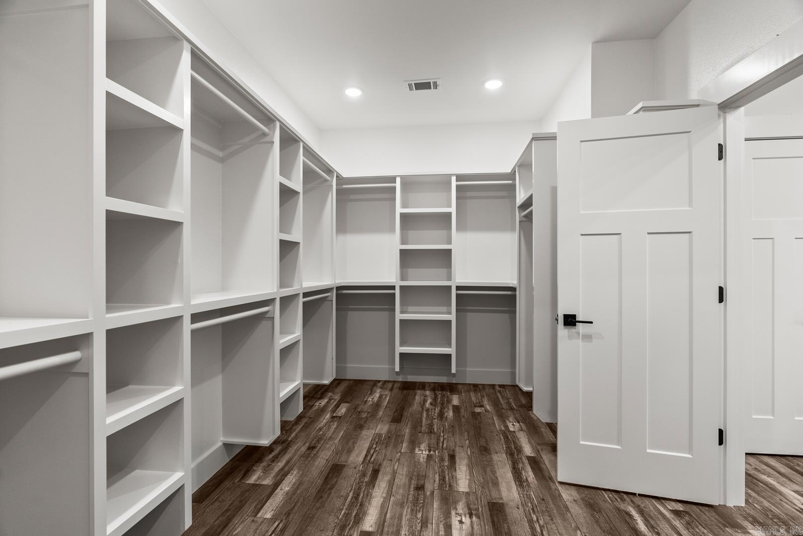 COYOTE RIDGE - Residential