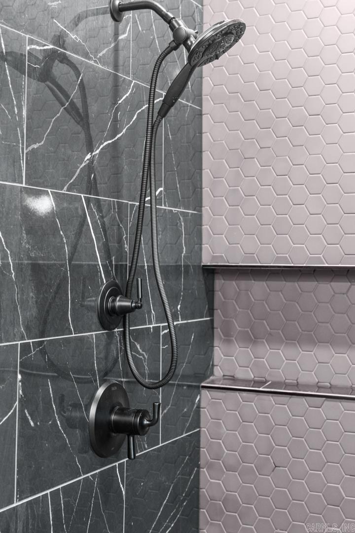 COYOTE RIDGE - Residential