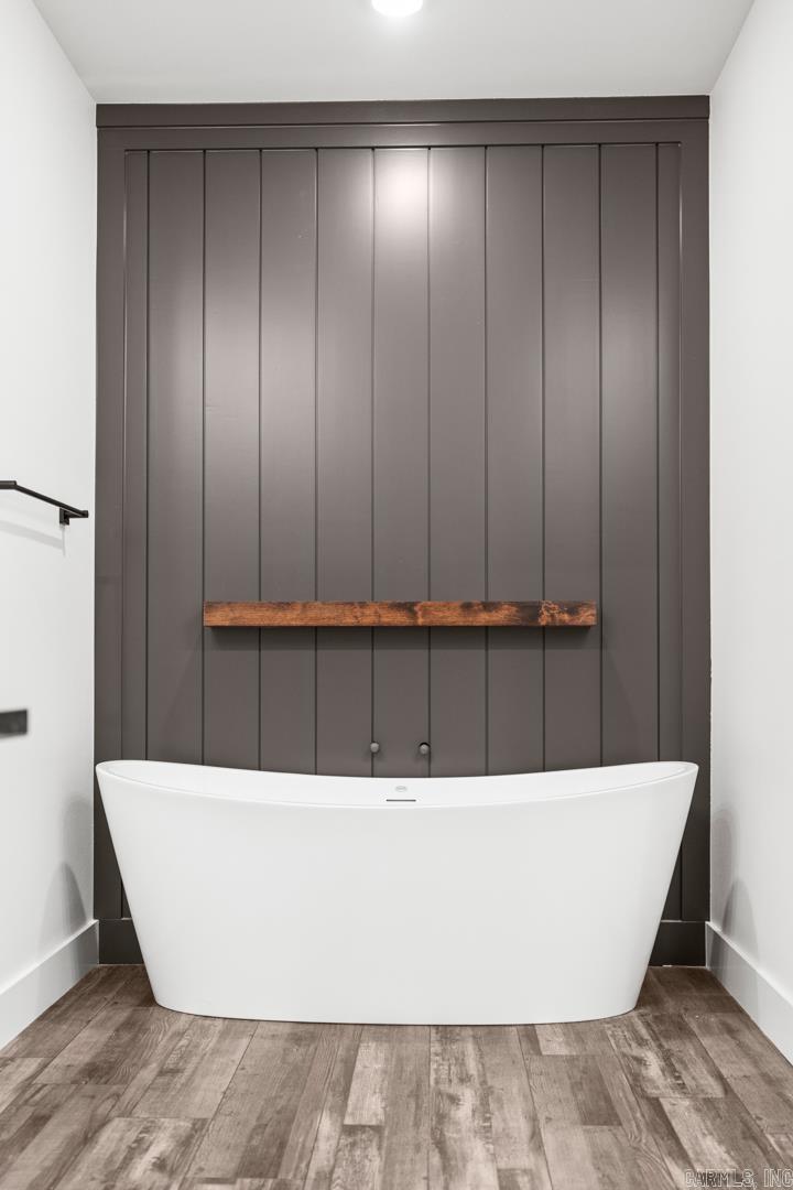 COYOTE RIDGE - Residential