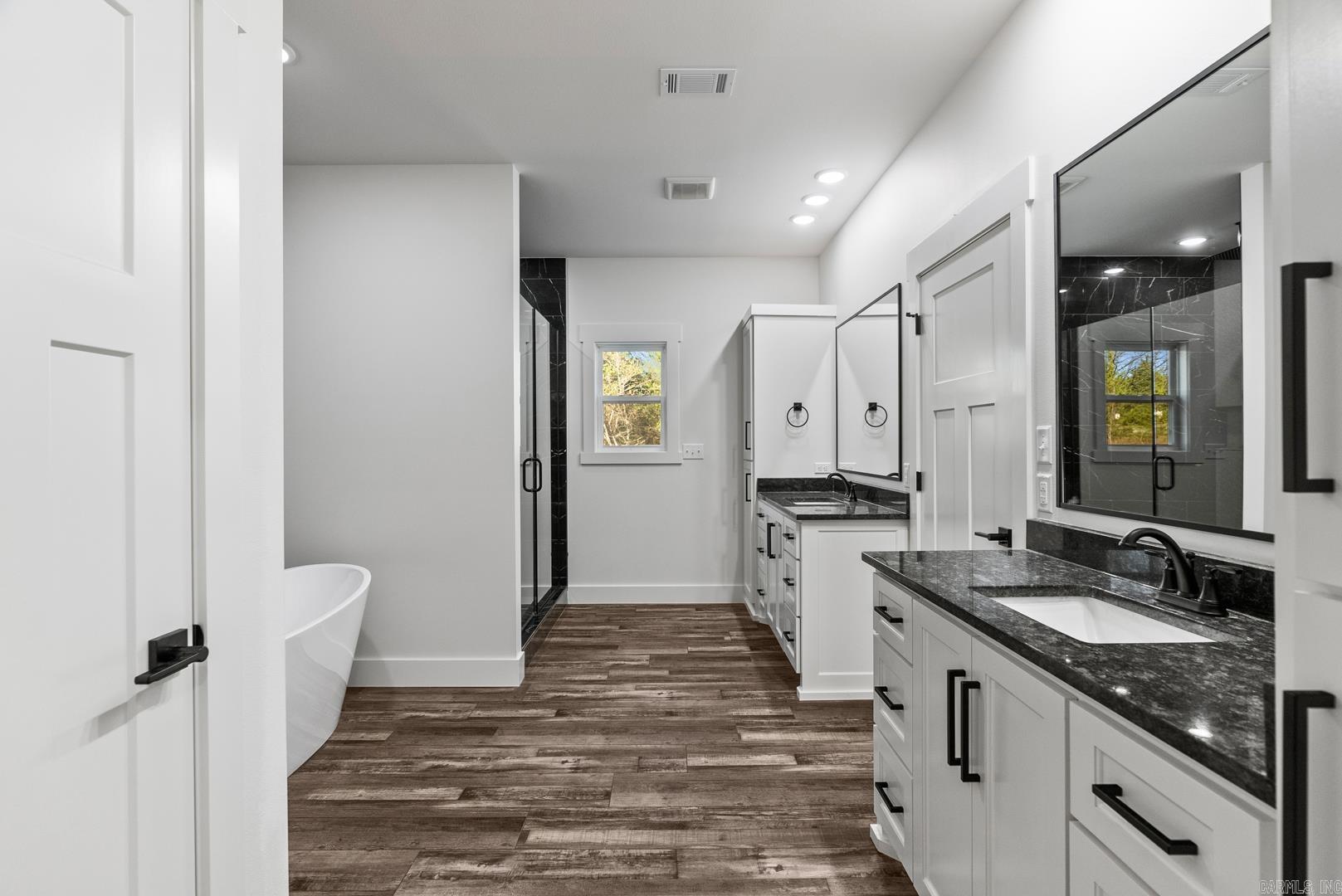 COYOTE RIDGE - Residential