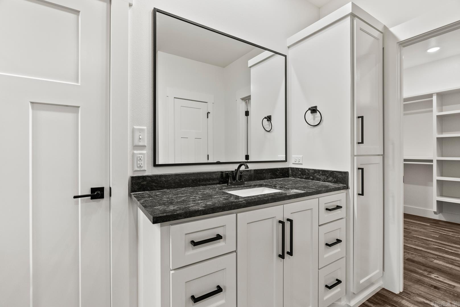 COYOTE RIDGE - Residential