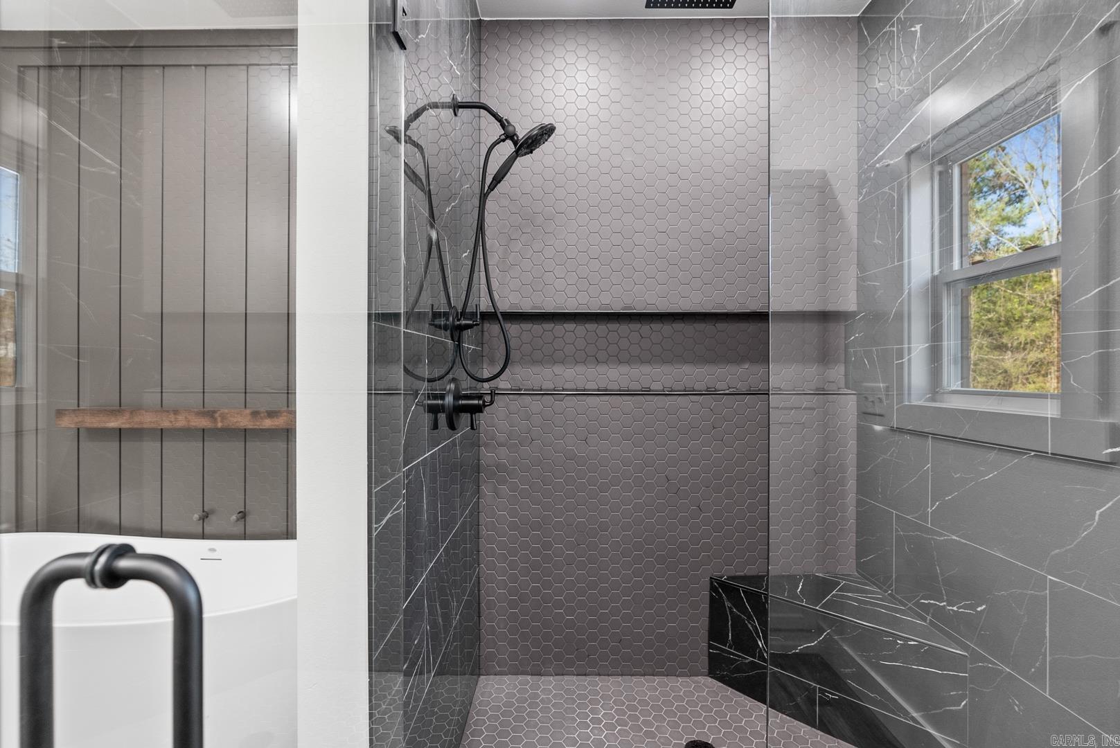 COYOTE RIDGE - Residential