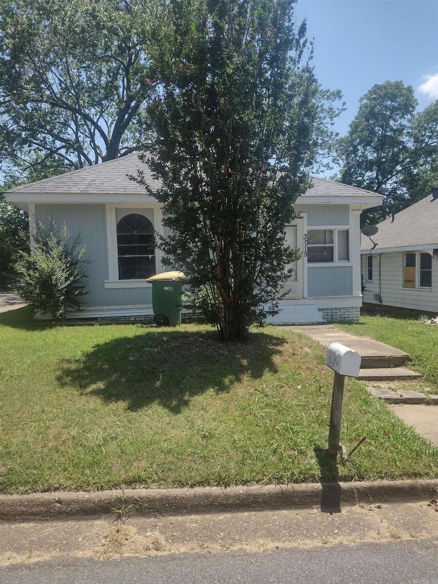 Home has new roof in 2024, new flooring throughout. Great opportunity for a rental. Home being sold -AS IS-, no property disclosure. Owner has never occupied home. Measurement info is from county data, please do your diligence for any accurate measurements.