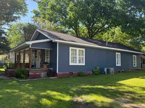 MLS: 25018311