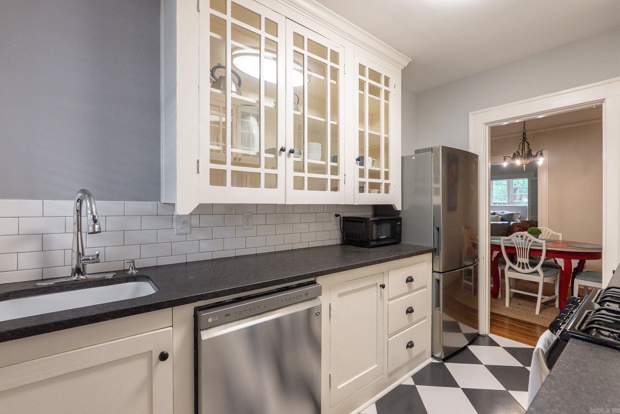 Beverly Place - Residential Income
