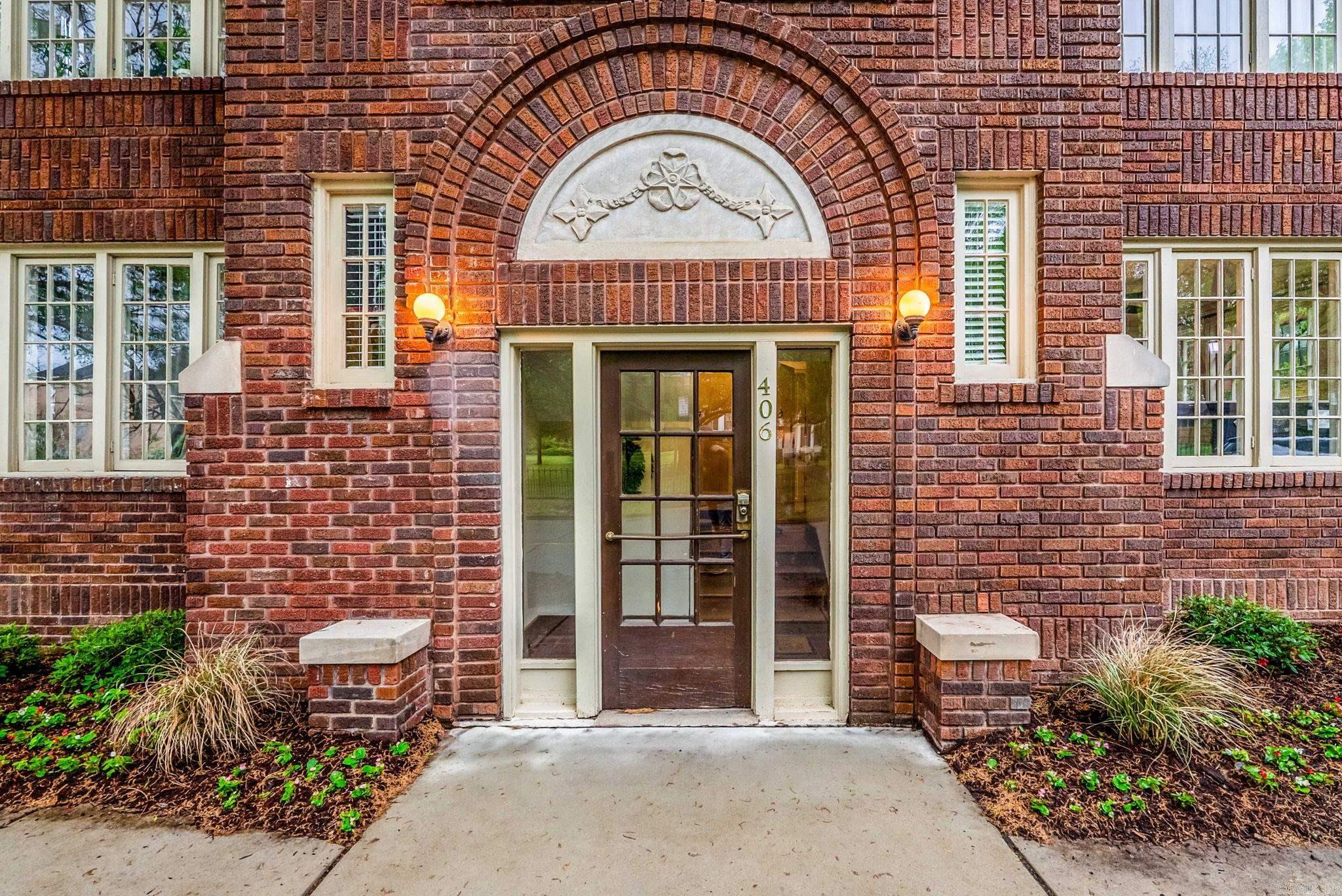 Beverly Place - Residential Income
