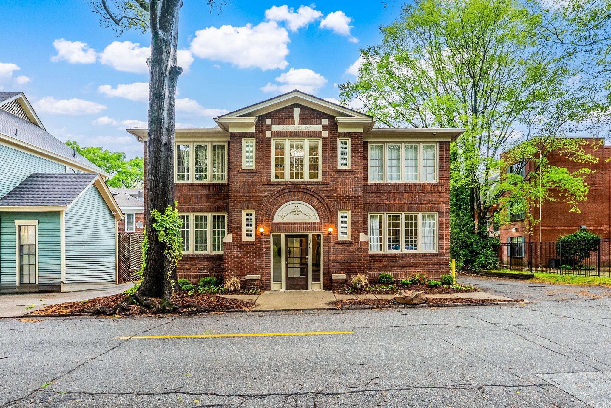 Incredible investment opportunity in the center of historic downtown Little Rock! Located in the heart of the Quapaw Quarter, the historic 'Beverly Apartments' have all of the modern updated conveniences while retaining its historic charm. Complete remodel in 2019, including: the addition of central HVAC, new tankless hot water heaters, new plumbing/fixtures, refinishing of all flooring, new appliances in each unit and fiber optic cable run throughout entire property. New Roof in 2022. Security cameras installed in 2023. All units are 2 bed /1 bath. Each unit has W/D in-unit. Three units occupy long-term tenants and the fourth unit is used as STR. All units occupied. Tenants pay all utilities. Great turn-key opportunity for investors of all levels with a seamless transition from Seller to new owner!