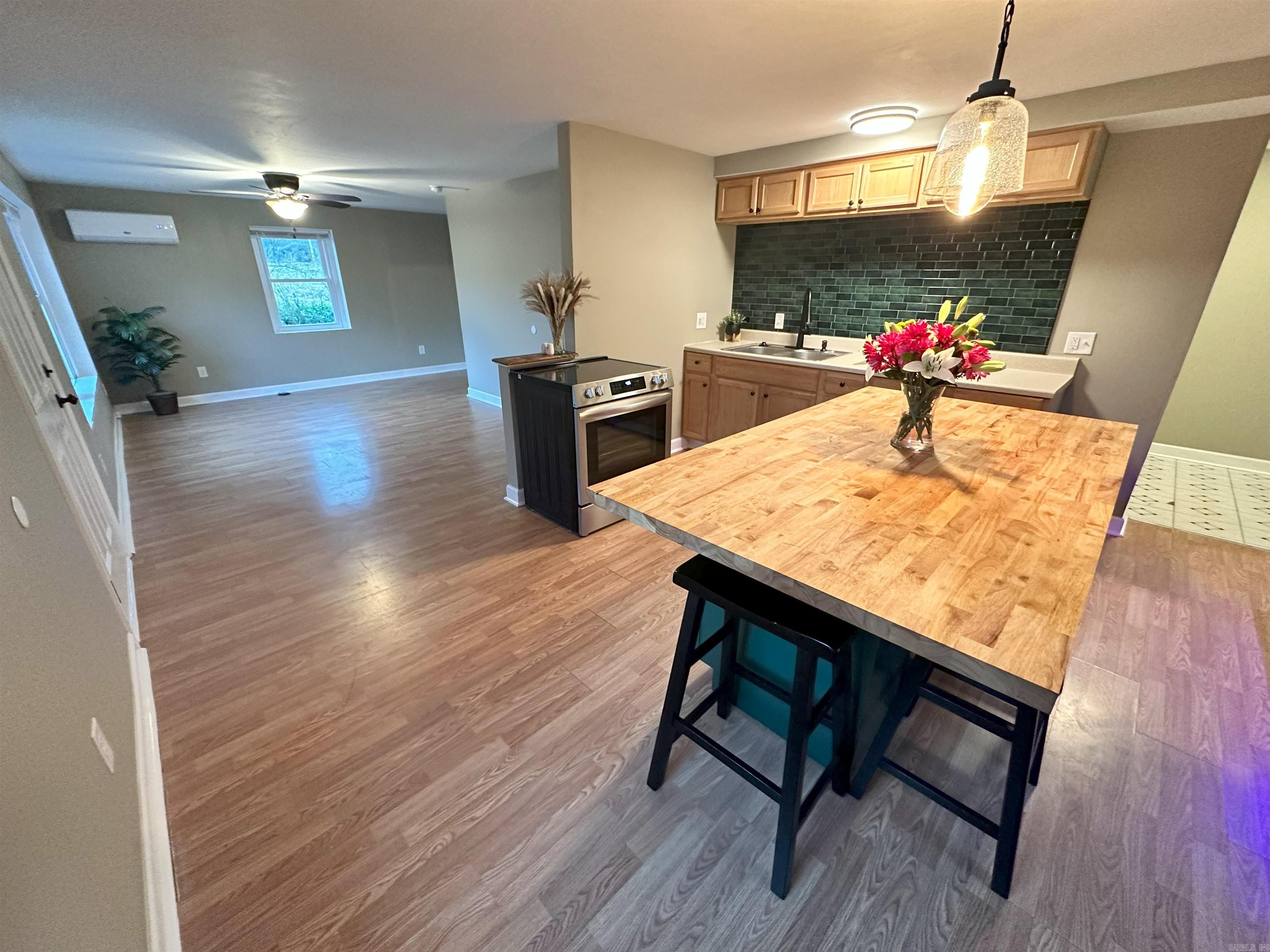 GORGE ADDITION - Residential