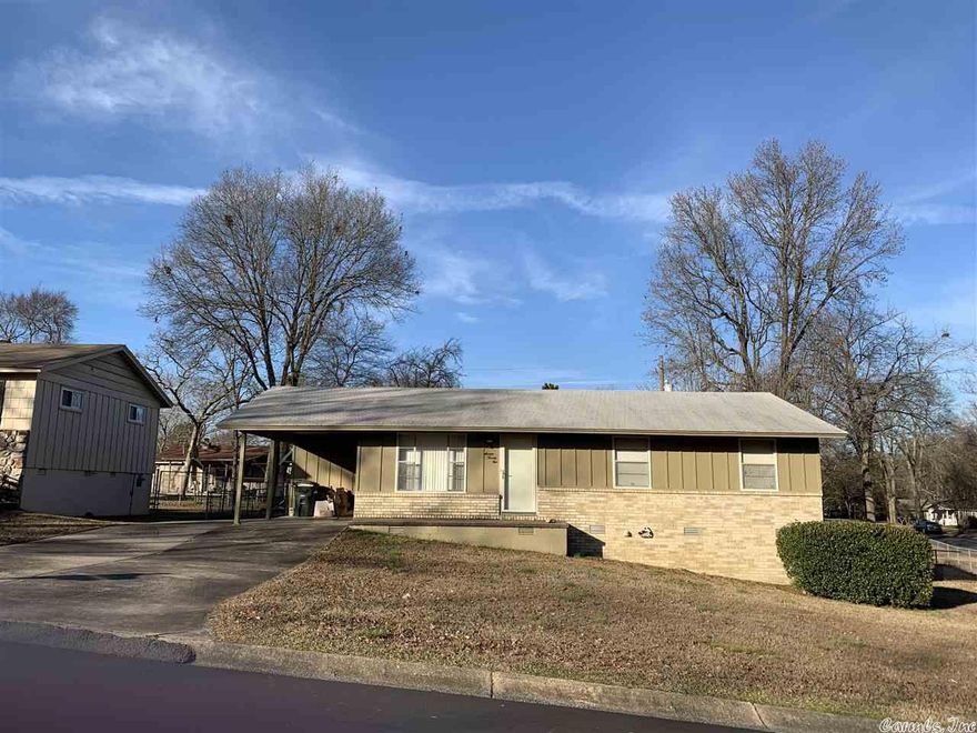 Good home for first time buyer or investment property.