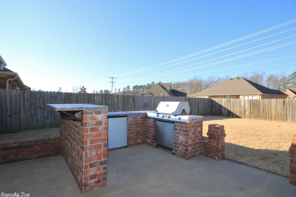 COUNTRY CLUB OF ARK THE - Residential