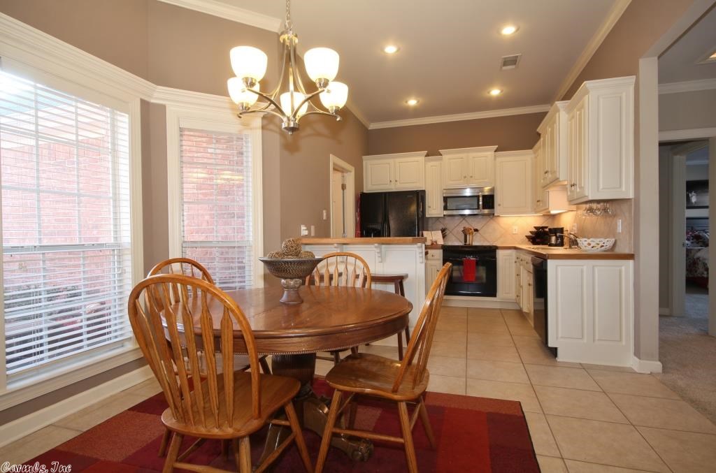 COUNTRY CLUB OF ARK THE - Residential