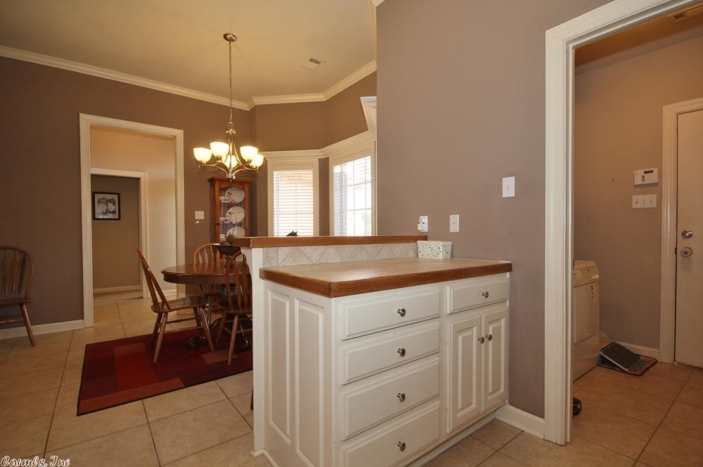 COUNTRY CLUB OF ARK THE - Residential