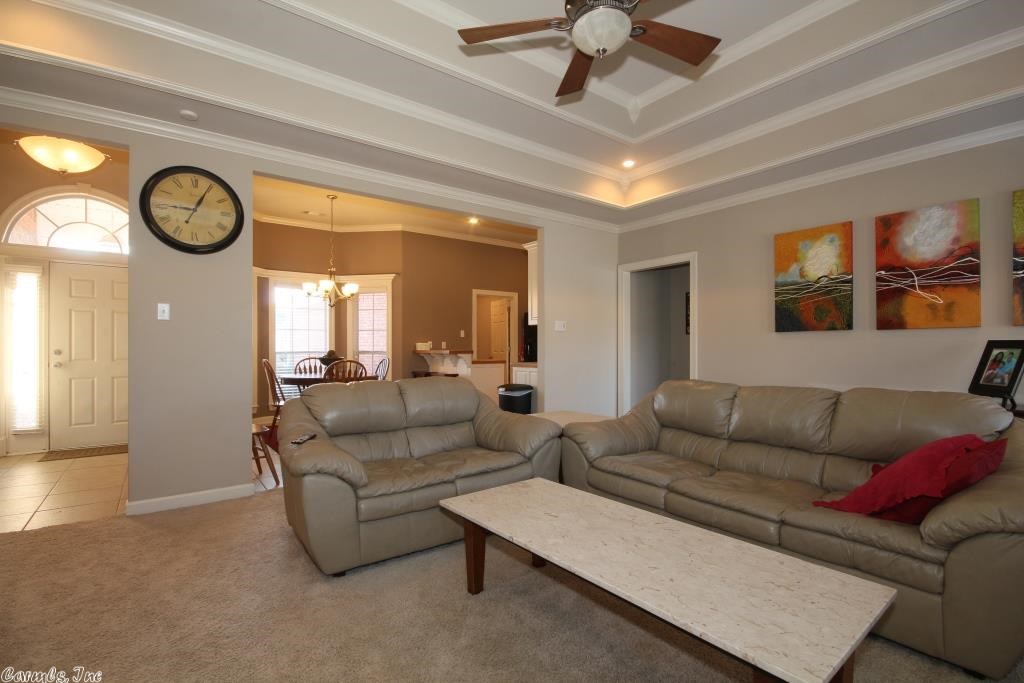 COUNTRY CLUB OF ARK THE - Residential