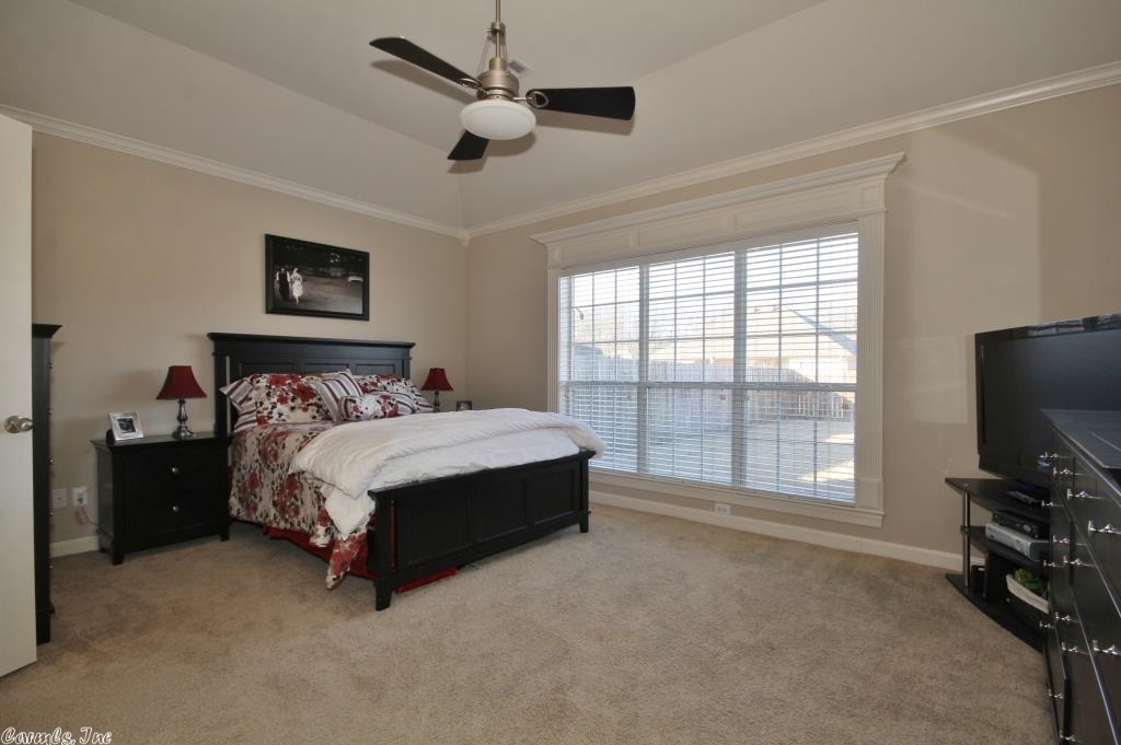 COUNTRY CLUB OF ARK THE - Residential