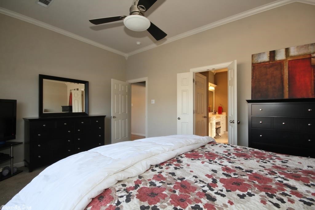 COUNTRY CLUB OF ARK THE - Residential