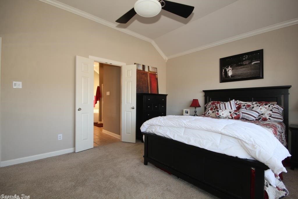 COUNTRY CLUB OF ARK THE - Residential