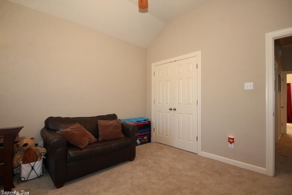 COUNTRY CLUB OF ARK THE - Residential