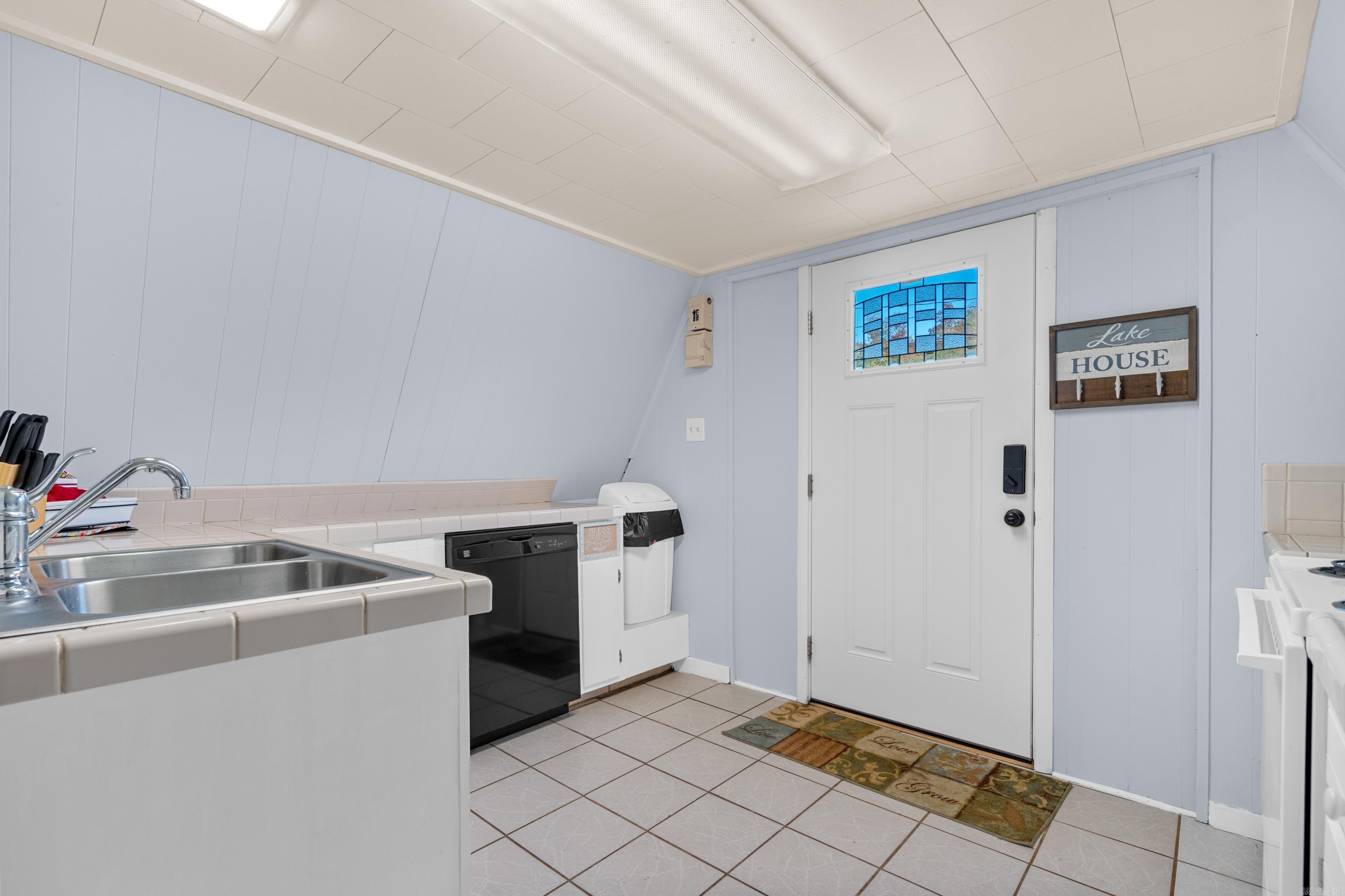 CORYS GLAZIER PEAU - Residential