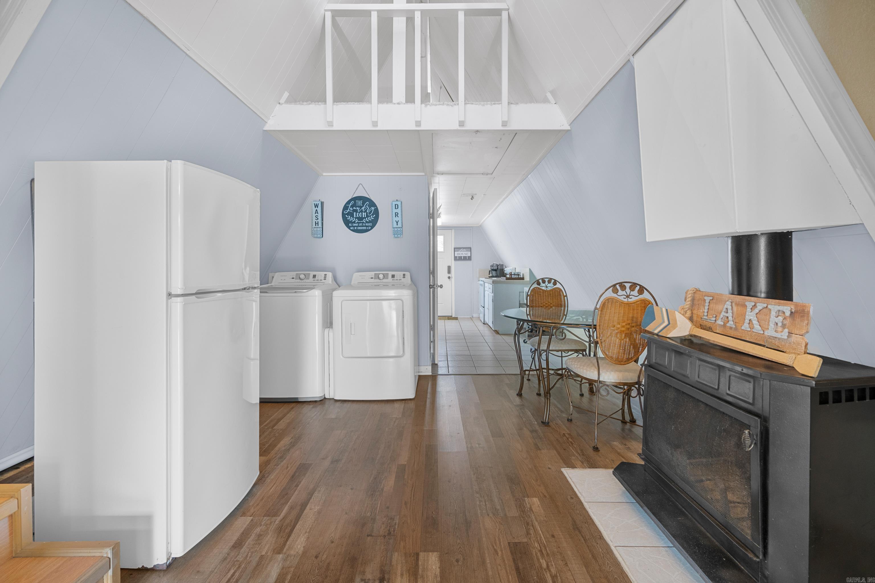 CORYS GLAZIER PEAU - Residential