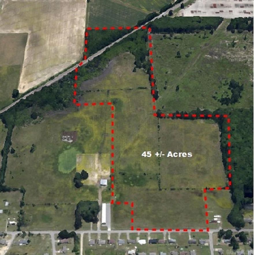 Good property to develop or have a farm.  NOT in any City Limits but has city sewer, water, electric and natural gas available.  Lots of Highway frontage, possibilities are endless, commercial, residential, multi-family or farming!