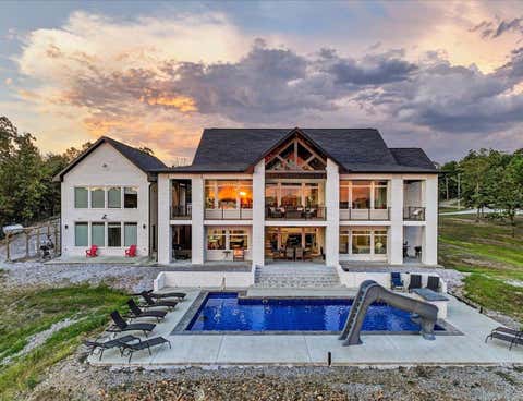 Photo of 255 Falcon Ridge Trail, Hot Springs, AR 71909 (MLS # 26033986)
