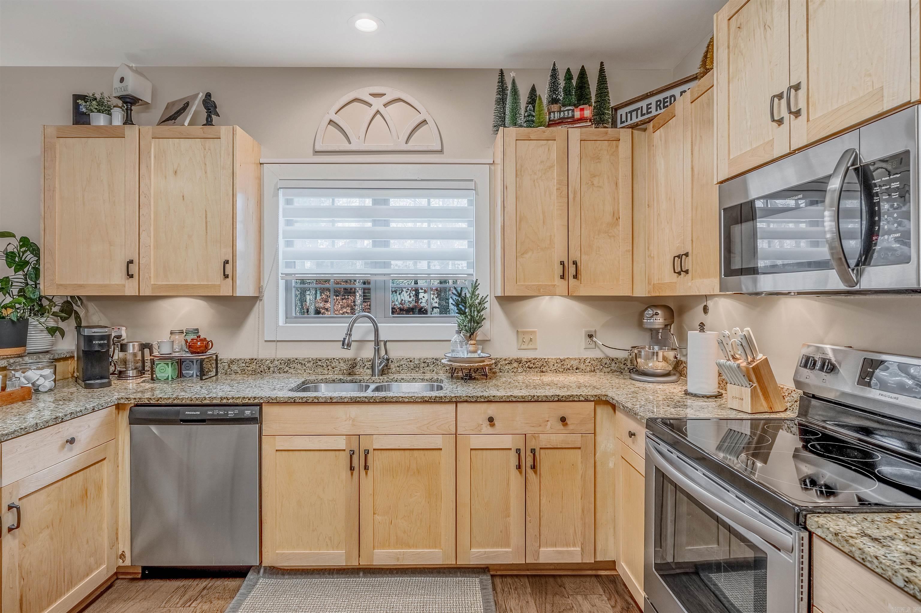 LITTLE RED RIVER ESTATES - Residential