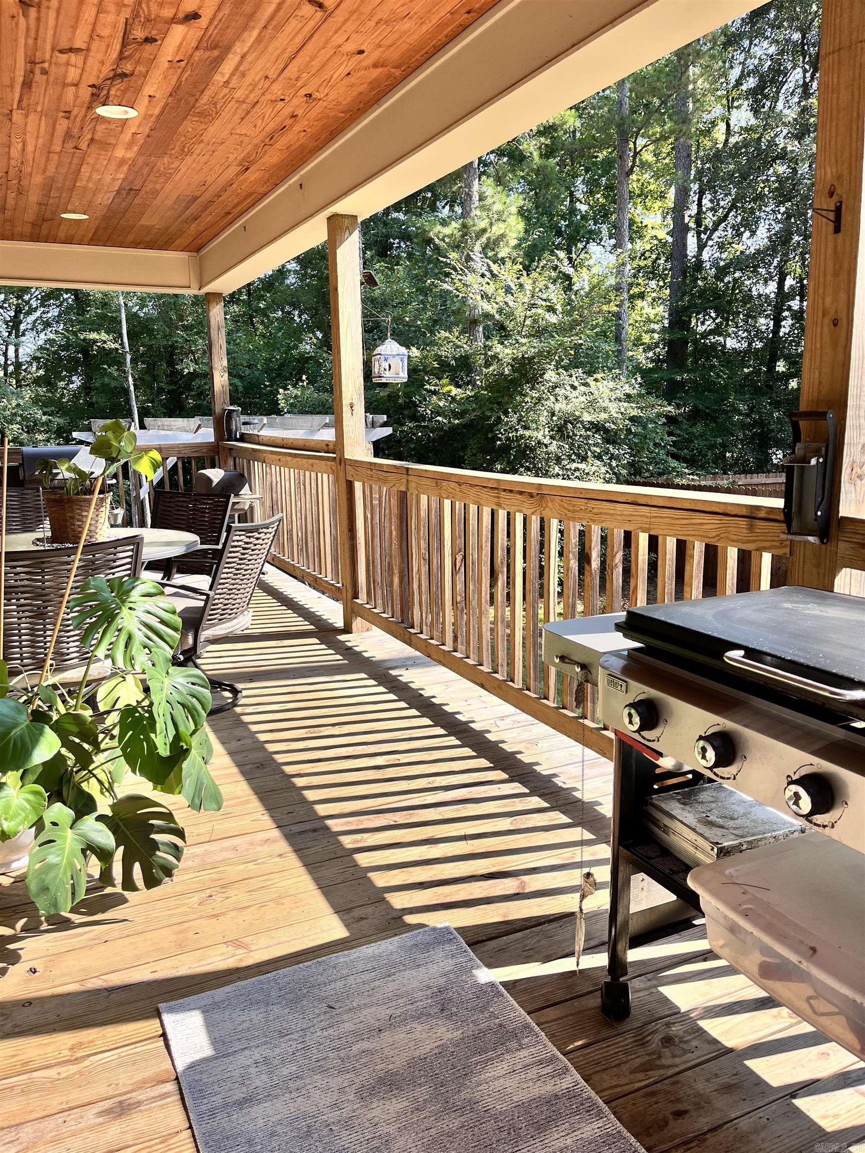 LITTLE RED RIVER ESTATES - Residential