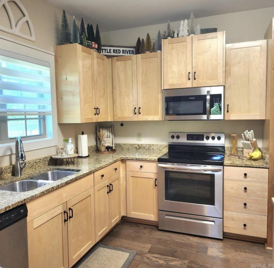 LITTLE RED RIVER ESTATES - Residential