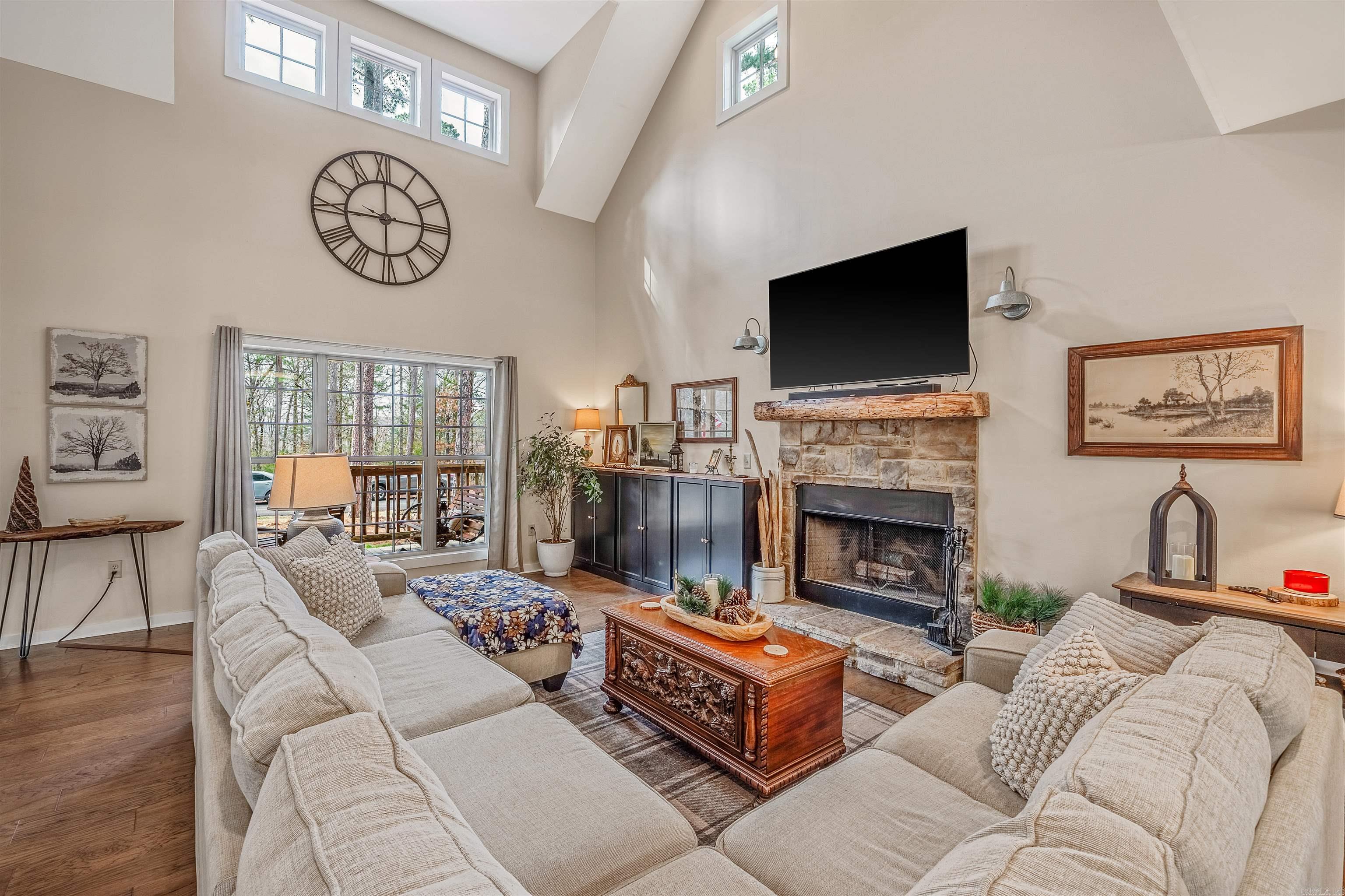 LITTLE RED RIVER ESTATES - Residential