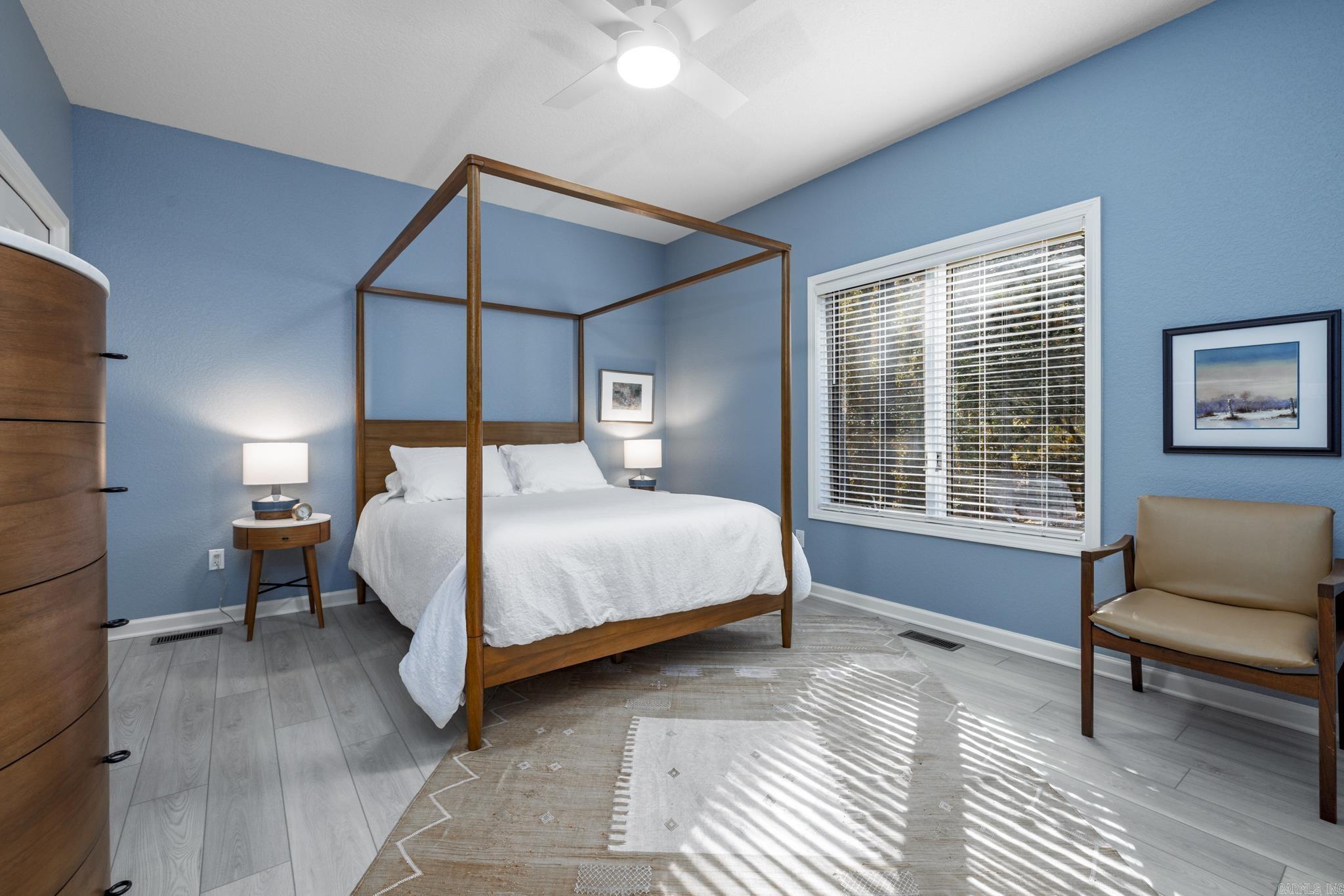 ALTA VISTA - Residential