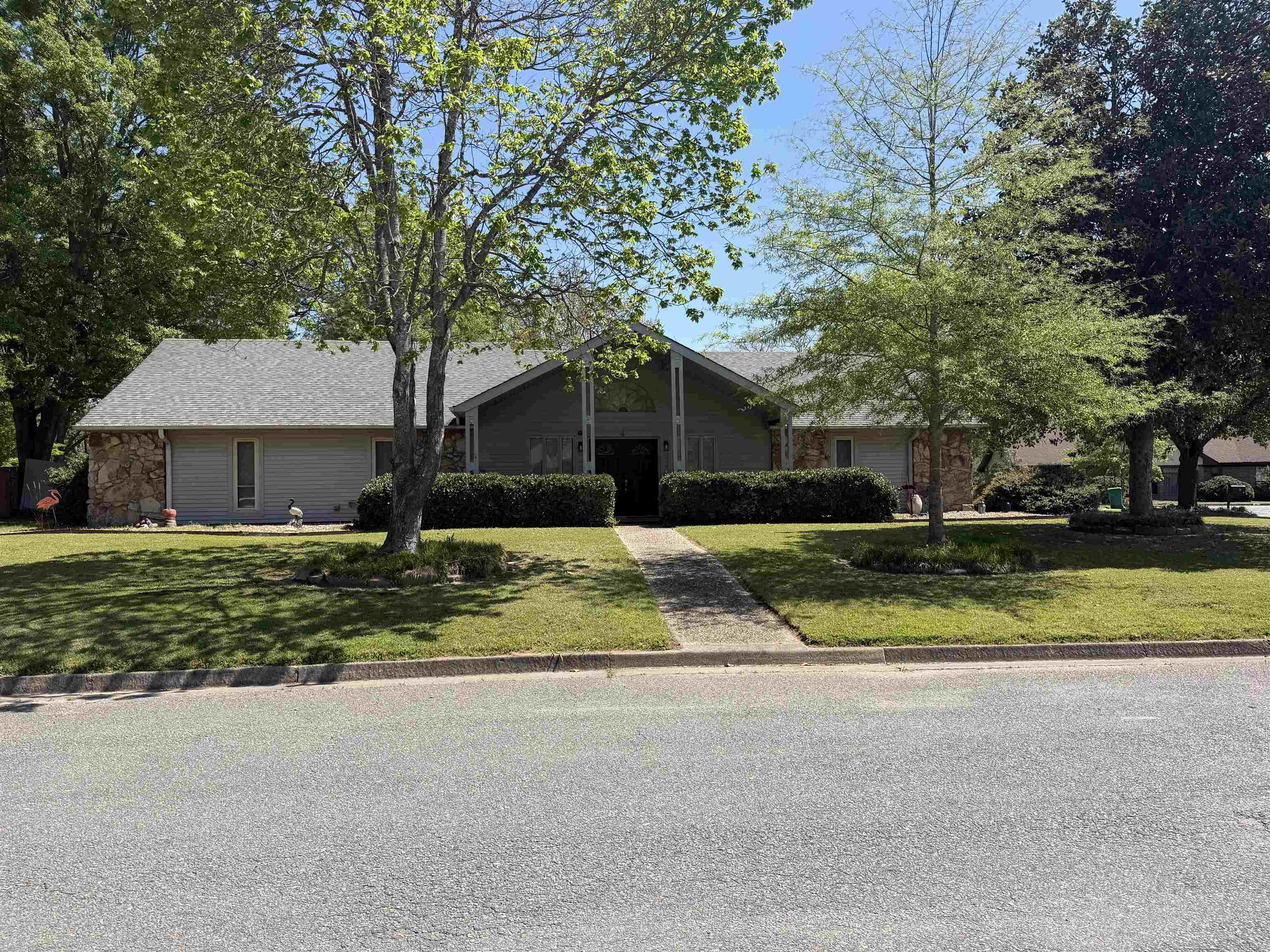 WINDSOR PLACE - Residential