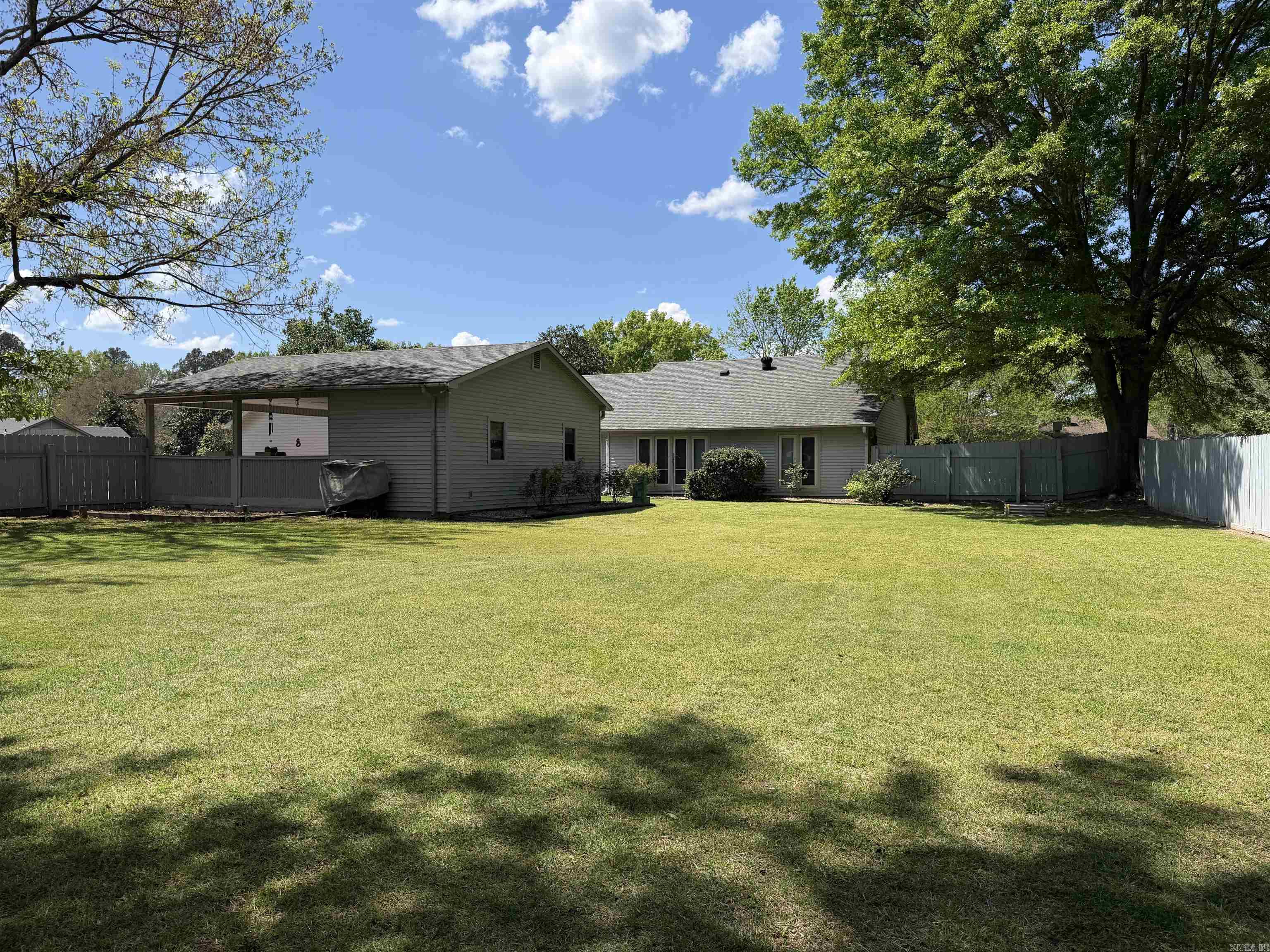 WINDSOR PLACE - Residential