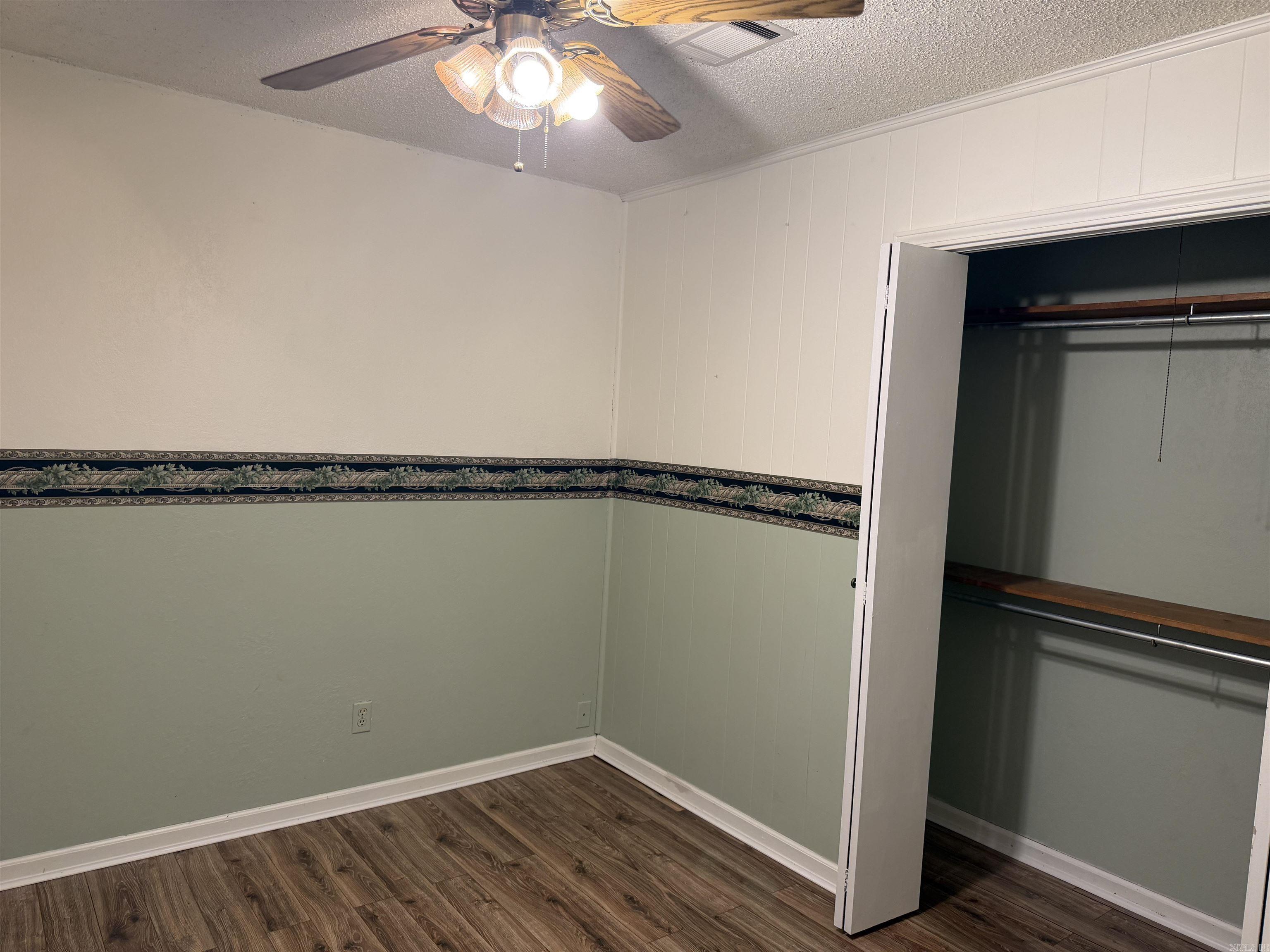 WINDSOR PLACE - Residential