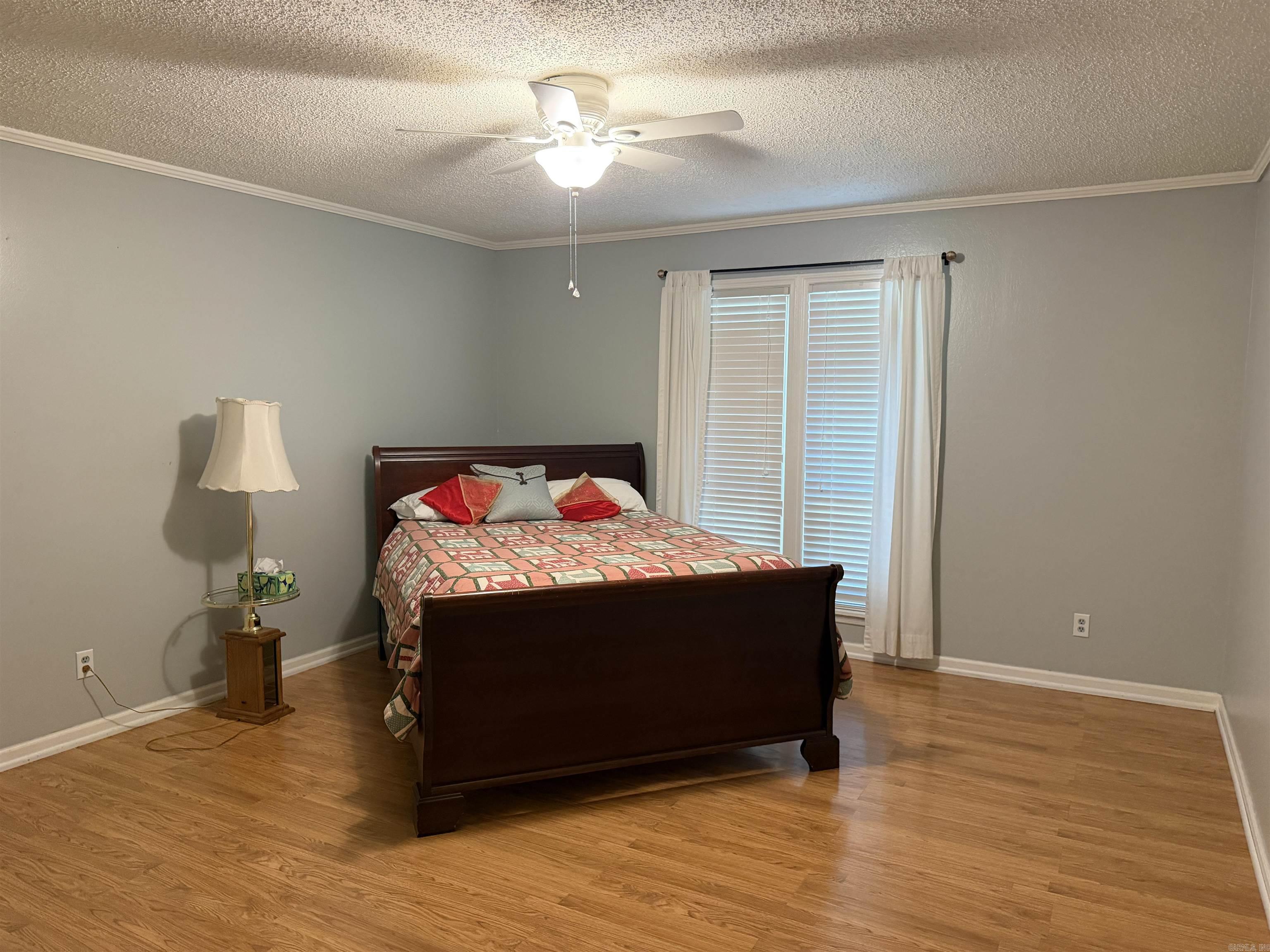 WINDSOR PLACE - Residential