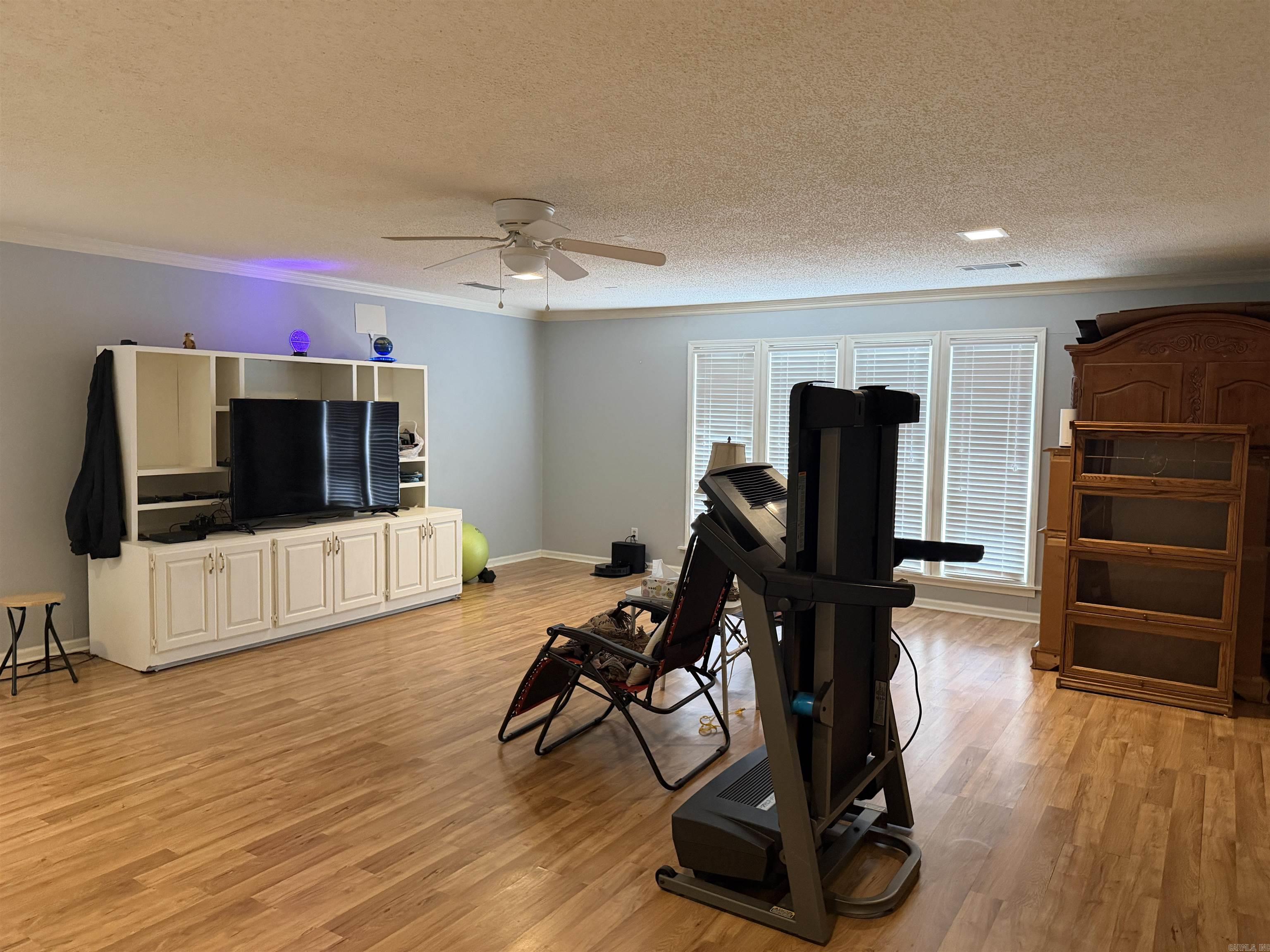 WINDSOR PLACE - Residential