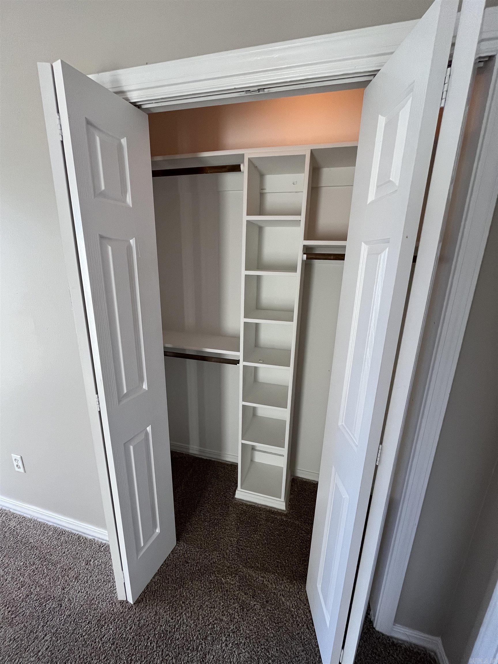 Robinwood - Residential Lease