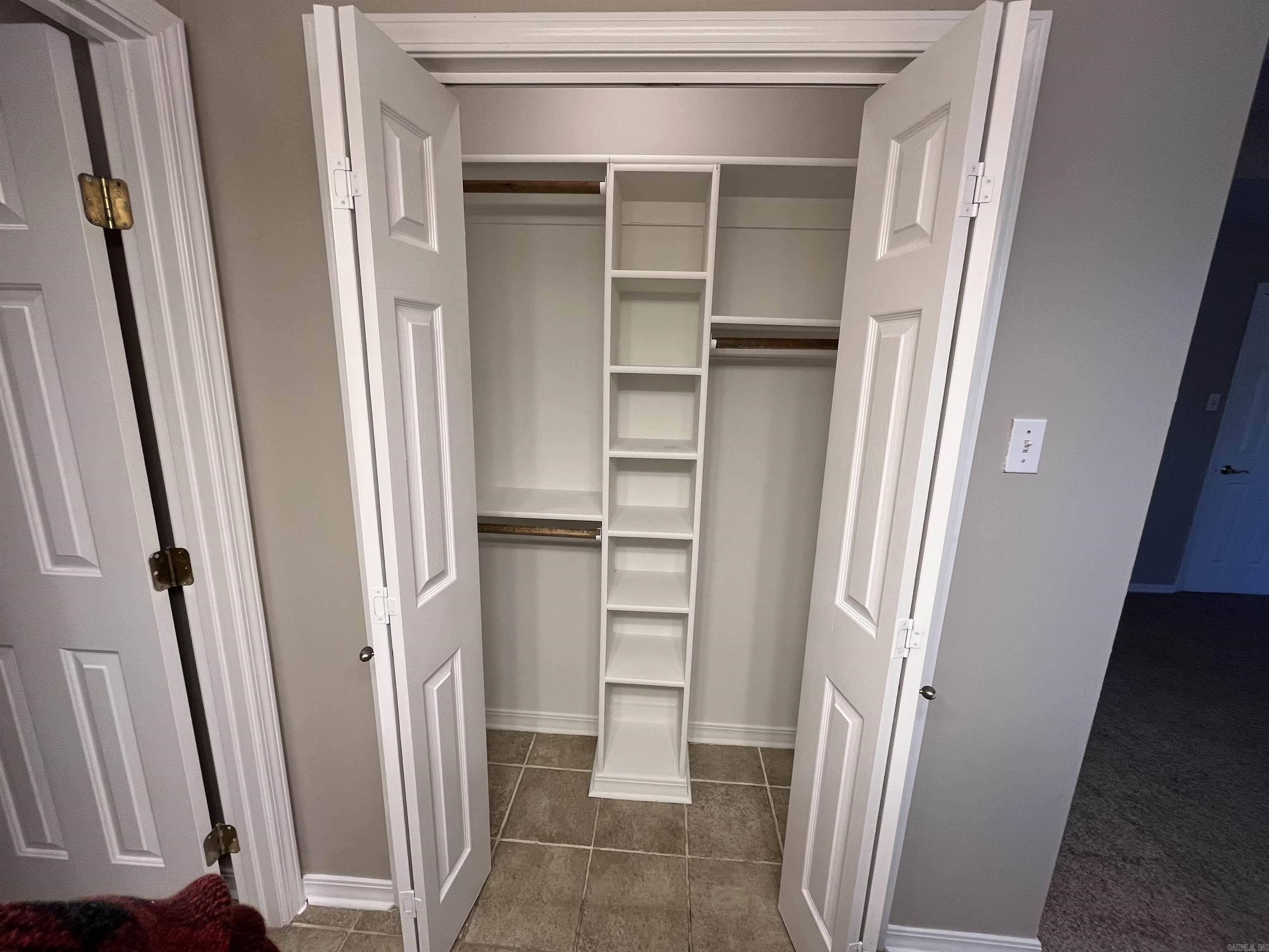 Robinwood - Residential Lease