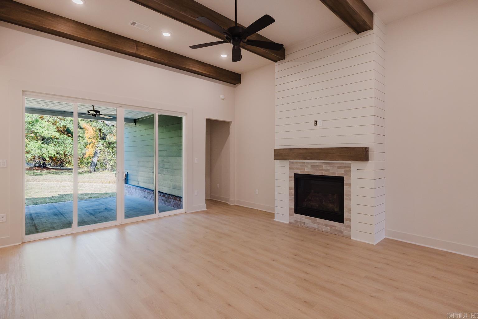 MIDTOWN BRYANT - Residential