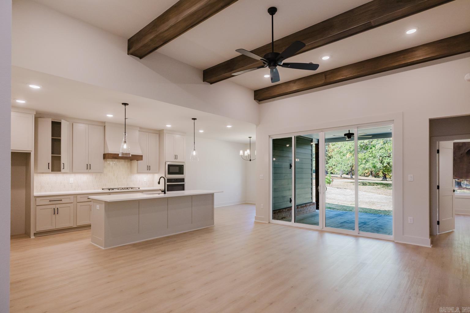 MIDTOWN BRYANT - Residential