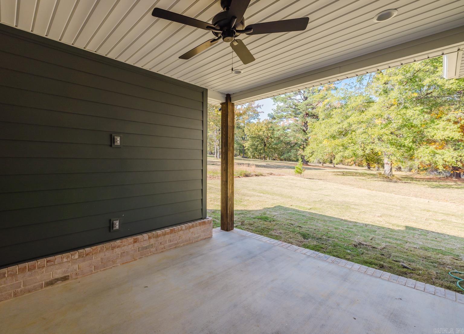 MIDTOWN BRYANT - Residential