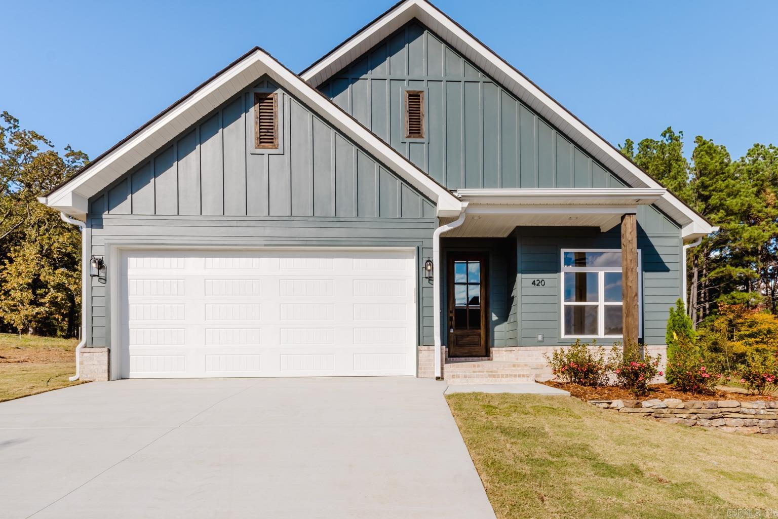 MIDTOWN BRYANT - Residential