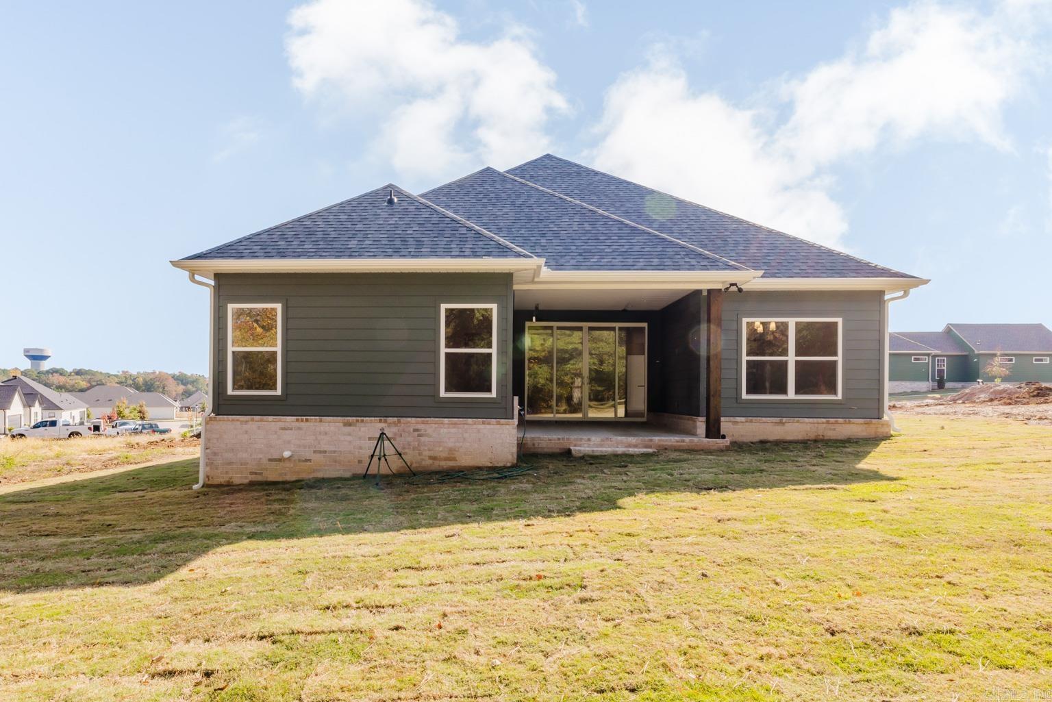 MIDTOWN BRYANT - Residential